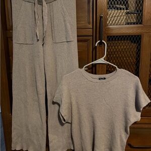 Splendid Ribbed Wide-Leg Pants & Short Sleeve Top - Taupe
